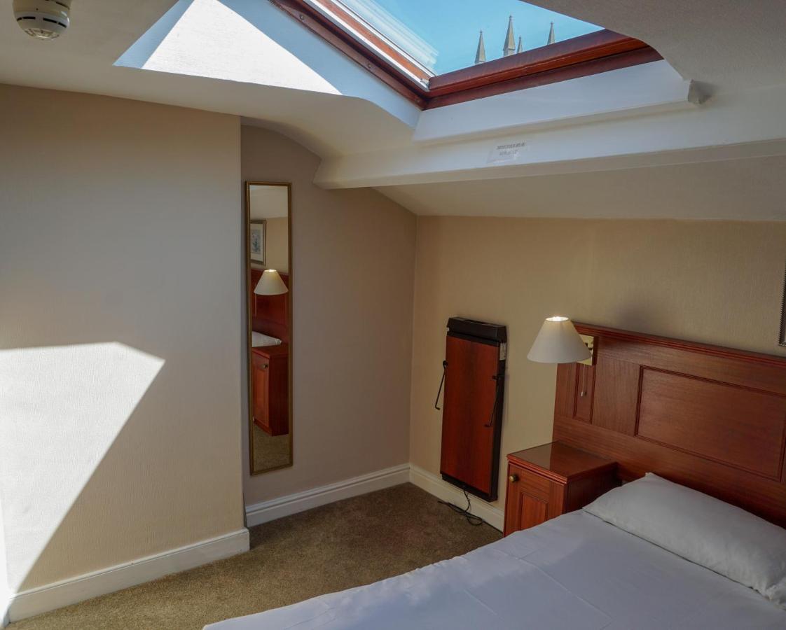 Manor House Hotel, Cockermouth Extérieur photo