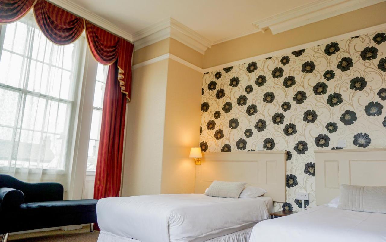 Manor House Hotel, Cockermouth Extérieur photo